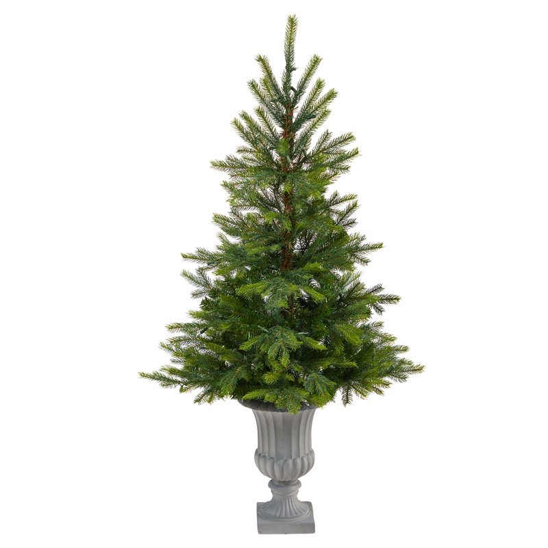 Sapin de Noël artificiel en épinette verte 4,67 'avec 100 lumières claires North Carolina