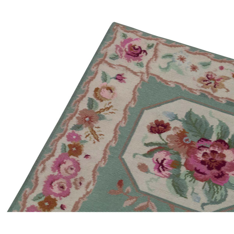 Hand Woven Wool Floral Area Rug