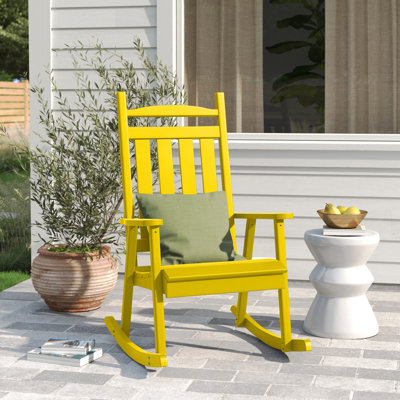 Chaise berçante en bois massif Beda Classic