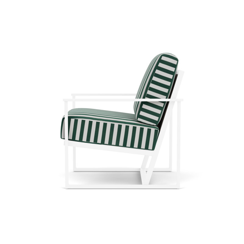 Summit Outdoor Lounge Chair, White, White, Safari White Stripe