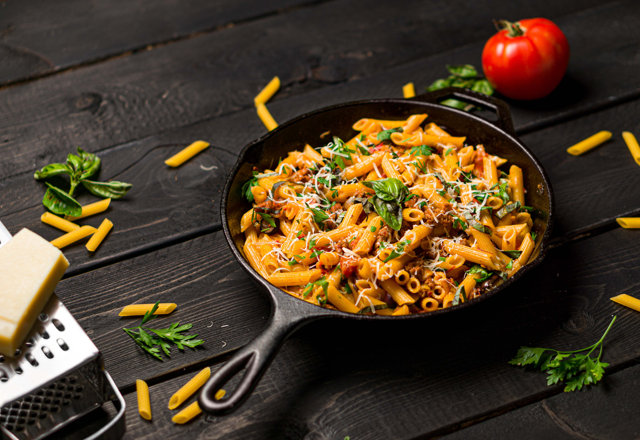 Our Favorite Cast Iron Skillets