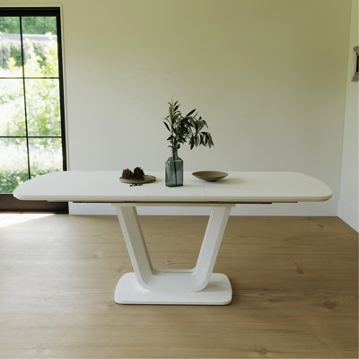 Table de salle à manger 62,99 à 78,74 po blanc gris, table de salle à manger en panneau de fibres à densité moyenne et table de salle à manger extensible de style industriel moderne avec pieds en forme de U