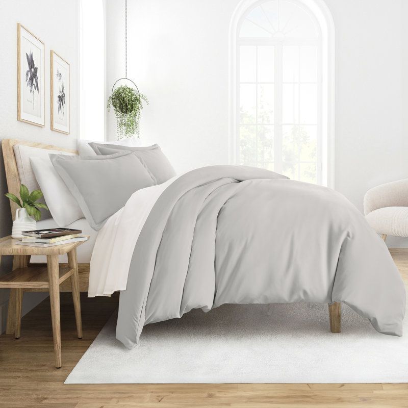 Super Soft Double Brushed Duvet Cover Set, Full/Queen Duvet Cover + 2 Standard Shams, Light Gray