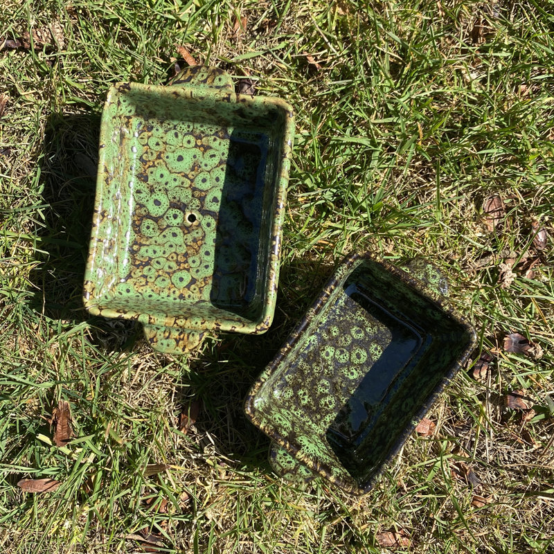 Kieth Freestanding Hedgehog Food And Water Dish