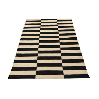 Tapis noir et blanc 3x5 Pinkerton