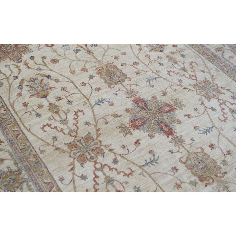Ziegler Hand-Knotted High-Quality Beige Area Rug