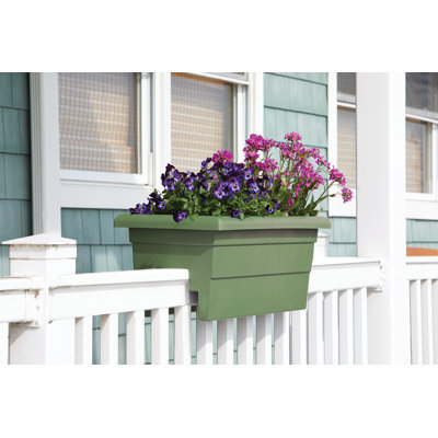 Kaysville Railing Planter