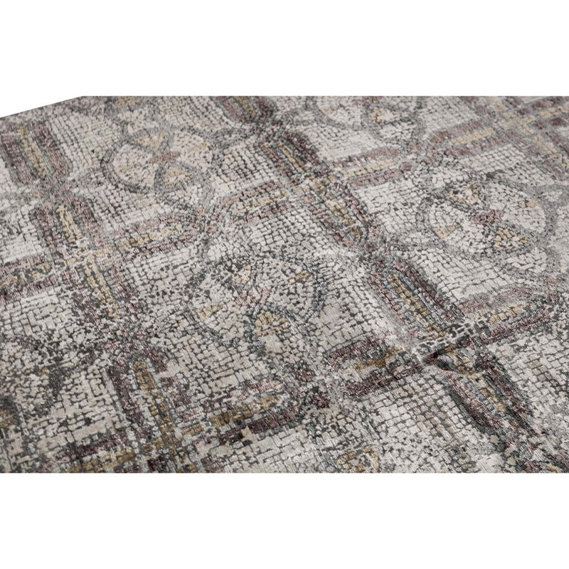 Geometric Area Rug in Light Gray