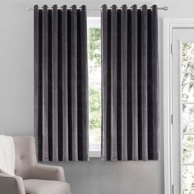 Crushed Velvet Eyelet Window Curtains