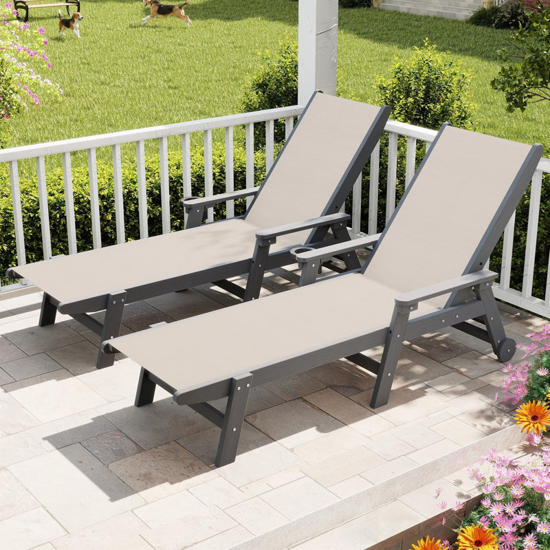 Chaises longues d'extérieur inclinables avec roulettes (ensemble de 2), Beige