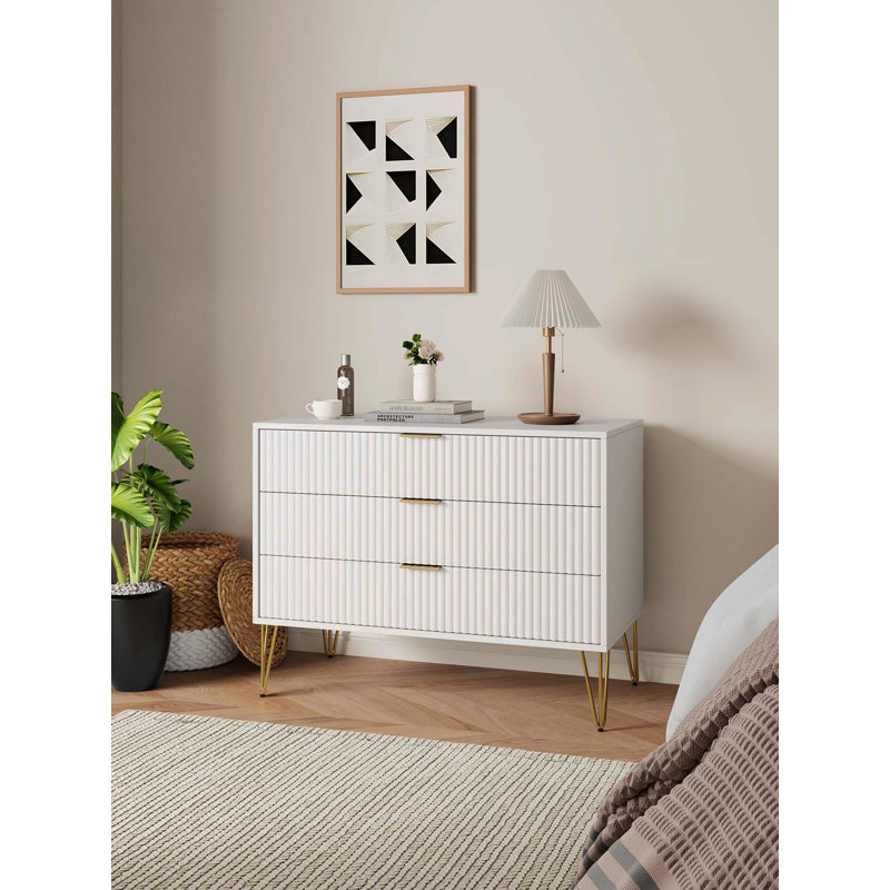 Dumbo 35" Fluted Dresser In White (3-Drawer), White/Gold
