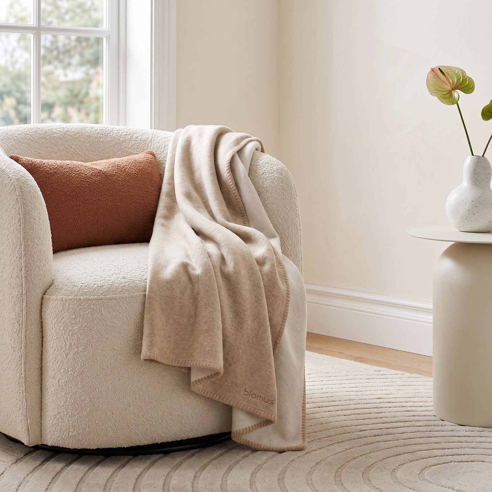 AHWI Throw Blanket, Fungi