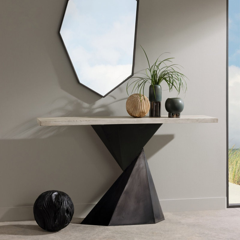 Uberto Sculpture, S/2