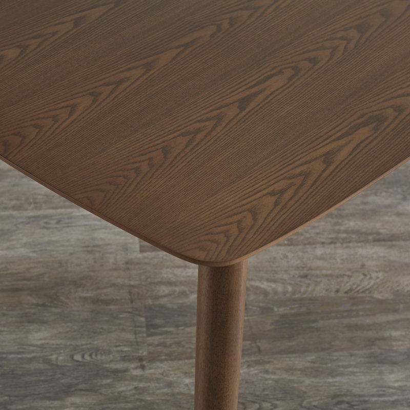 Table de salle à manger rectangulaire avec pieds fuselés l 59,06 po Gallman, L 63 po x l 35,44 po, Walnut