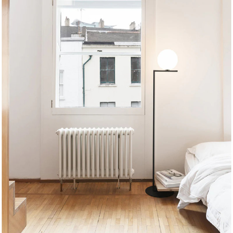 Lampe sur pied Moon 1