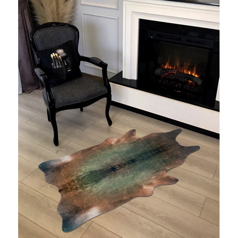 Tapis brun / vert en simili cuir Novelty Helmine, Nouveauté 5 pi 3 po x 7 pi 7 po
