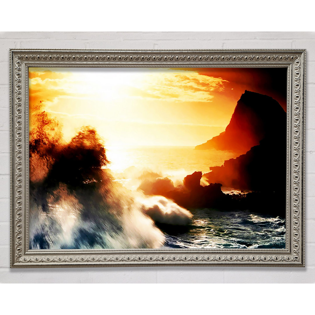 Clash Of The Sunset Waves - Einzelne Bilderrahmen Kunstdrucke