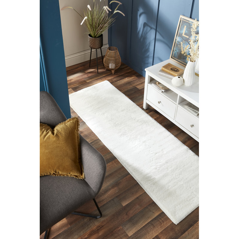 Lochland Solid Colour Machine Tufted Area Rug, Runner 67cm x 200cm