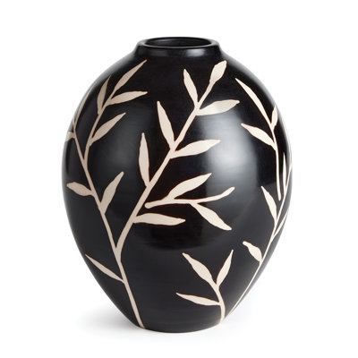 Dayana Handmade Terracotta Table Vase