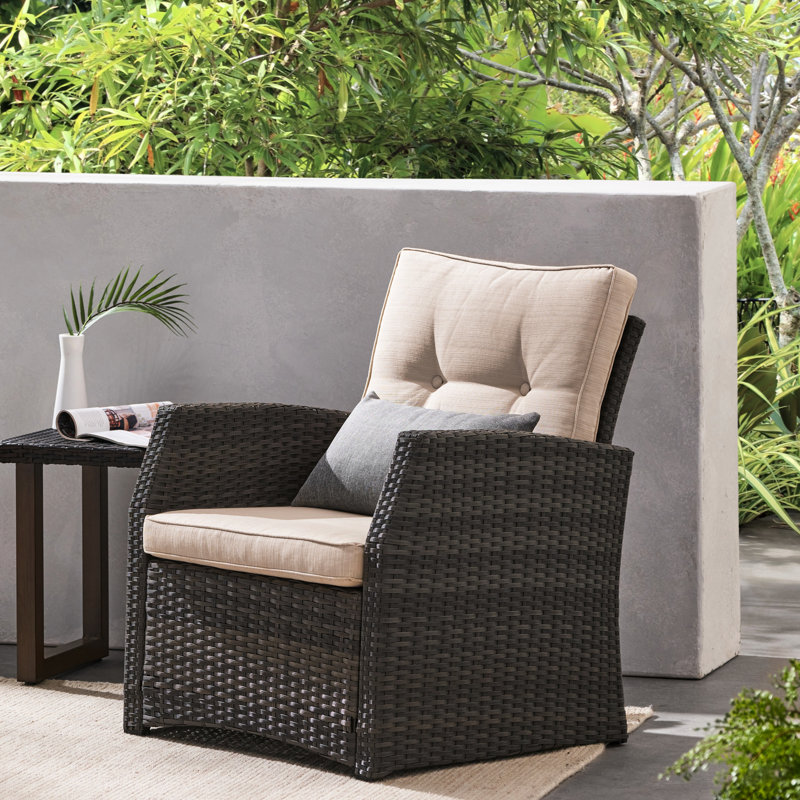 Simple avec tissu imperméable PE et gris, style bouton, poids de 27,12 lb, fer de 28,05 po de profondeur, coussins amovibles, conception capitonnée, produit