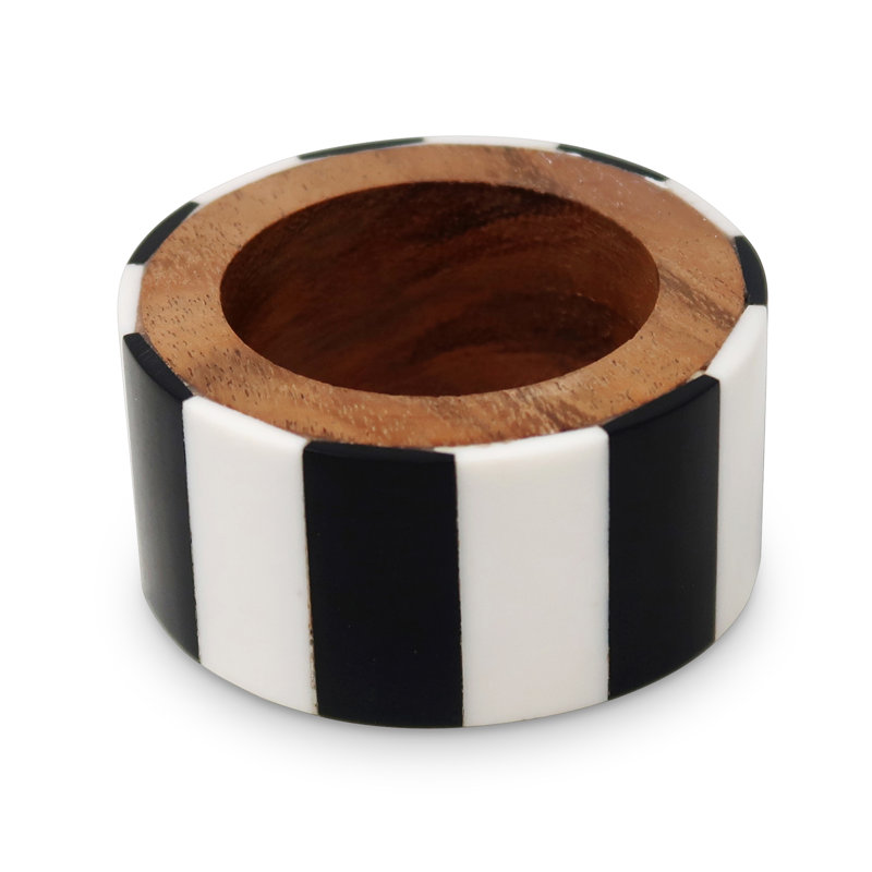 S/4 Napkin Rings Black & White