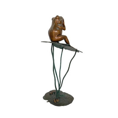 Grenouille en bronze sur une fontaine de lotus