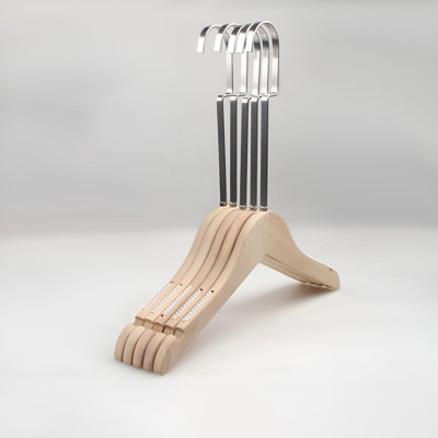 Cintres en bois Designer - Solution sans plis