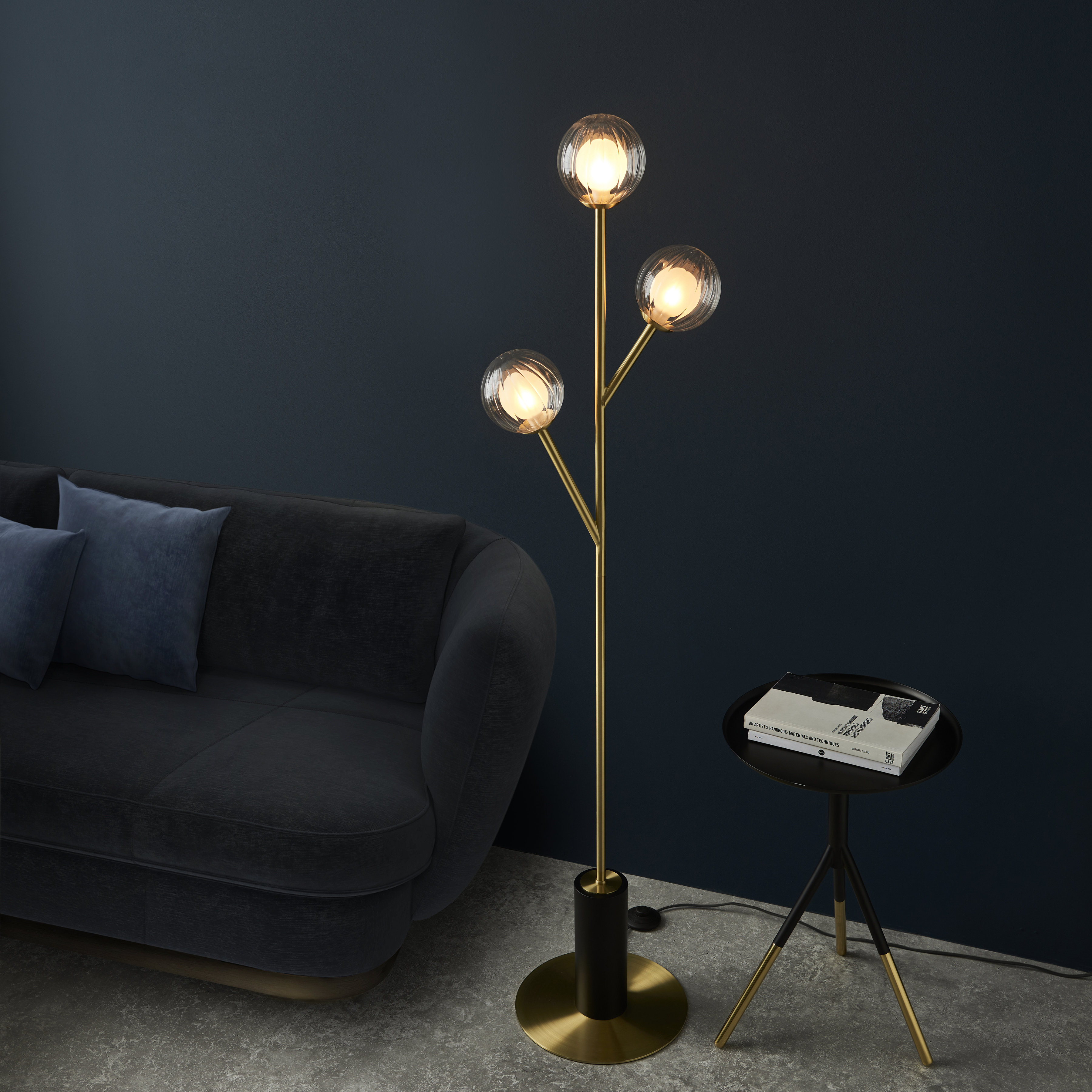 Brass 2024 tree lamp