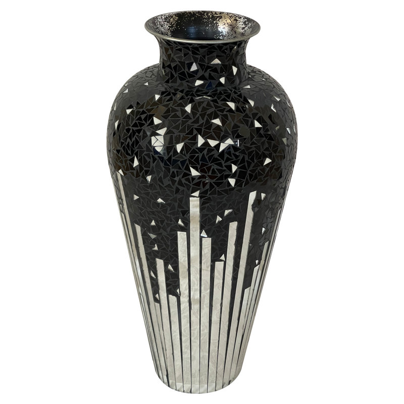 Vase de sol en métal Larangera