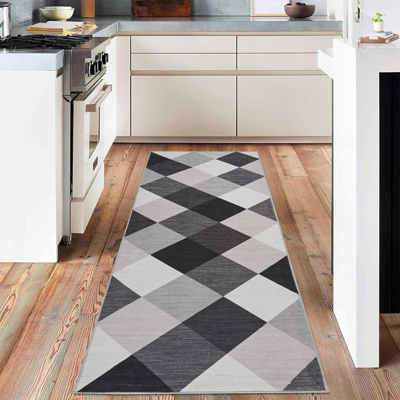 Machine Washable Plaid Runner Rug for Hallway, Kitchen, Bedroom, Living Room, 2x6, Navy & White, Abstract Geometric Design