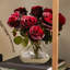 Centre de table Roses dans un vase-33692792