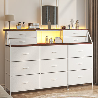 Commode 70 "avec 13 grands tiroirs