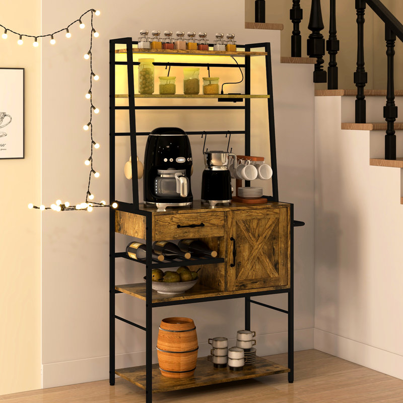 Support de cuisine rustique brun avec lumières DEL et rangement, café, prise de courant pour tablette à micro-ondes, support à vin, prise de boulanger, table de bar, support, rangement