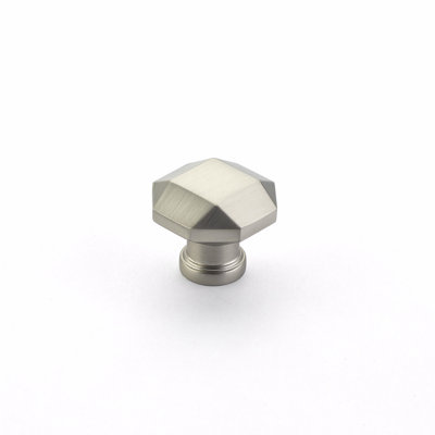 Menlo Geometric Knob