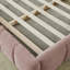 Grand lit plateforme en chenille-116843397