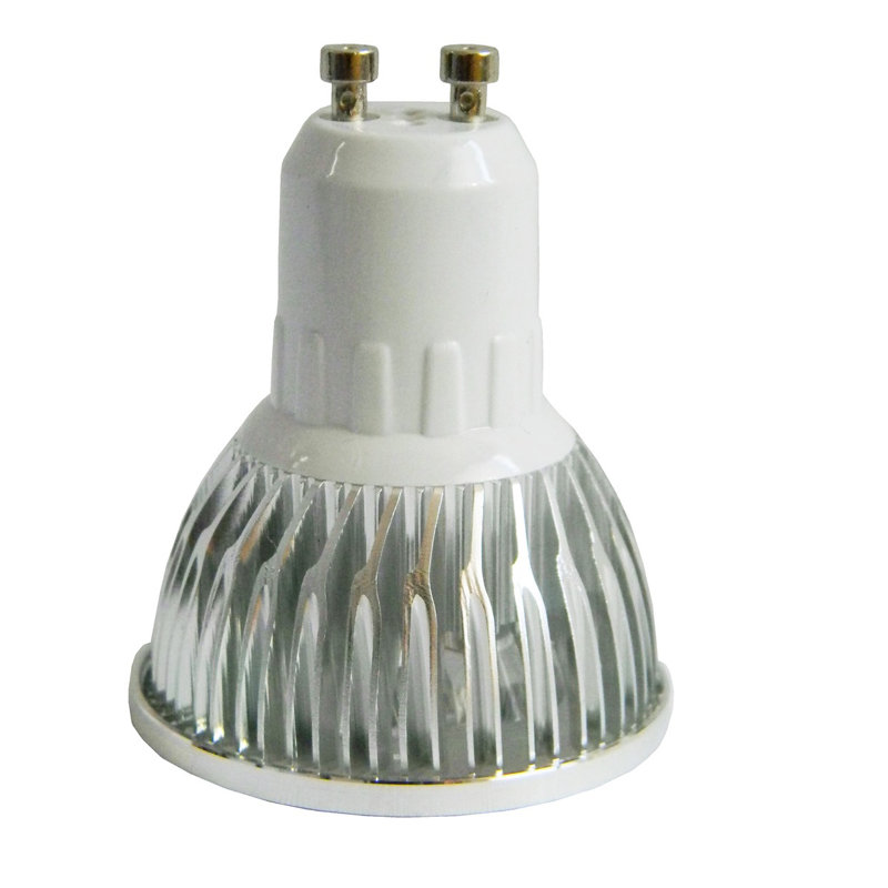 6 watts (équivalent à 50 watts), ampoule DEL PAR16 à intensité variable, blanc chaud (3 000 K)