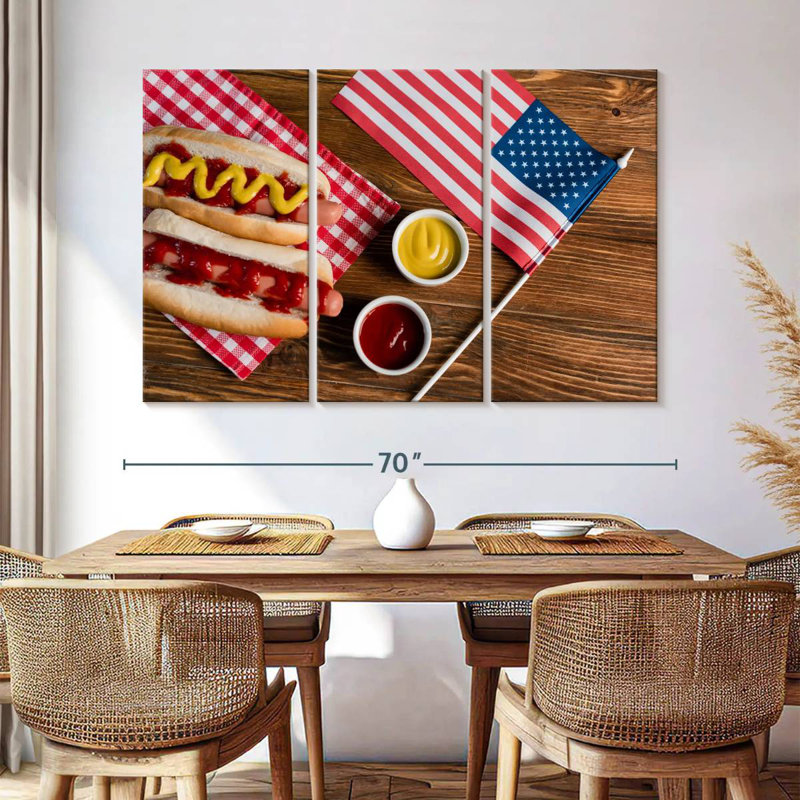 American Hot Dogs, H 32 po x l 50 po
