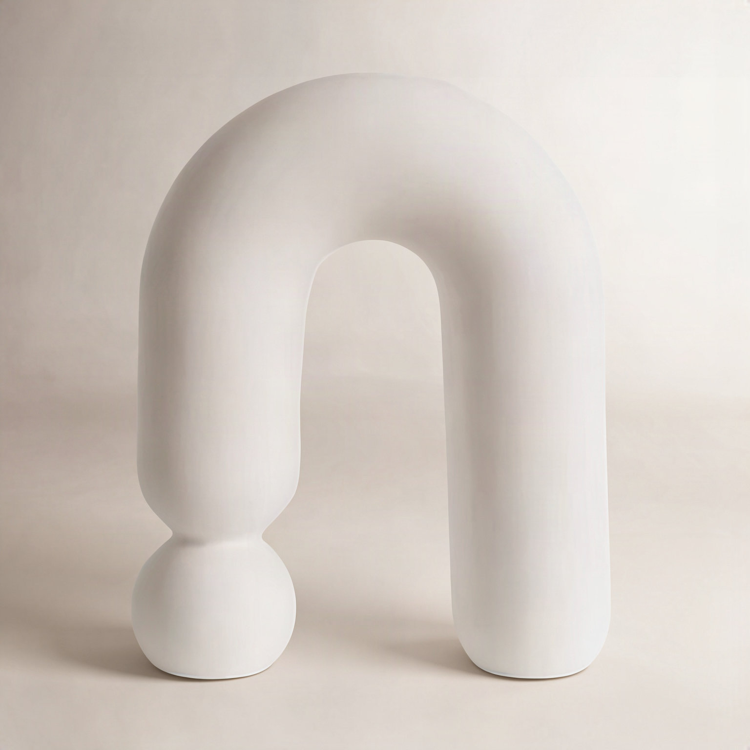 Siobhan 7'' Handmade Ceramic Table Vase