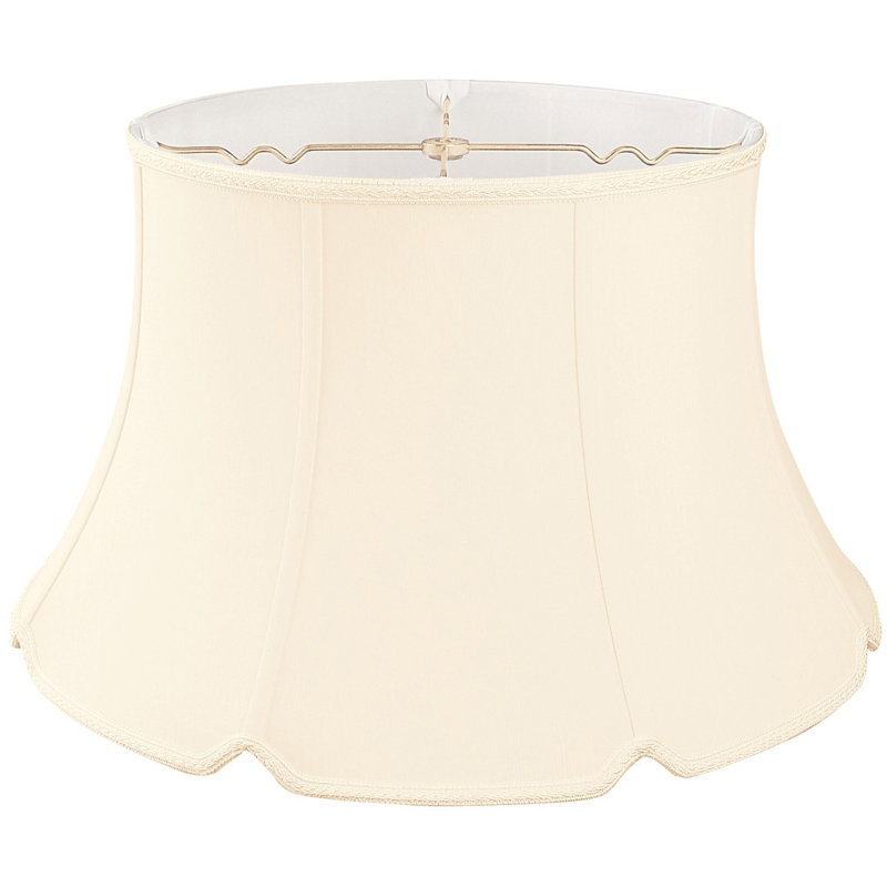 Abat-jour cloche en soie/chantoung (araignée), Coquille d'œuf, H 11,25 po x l 19 po x P 19 po