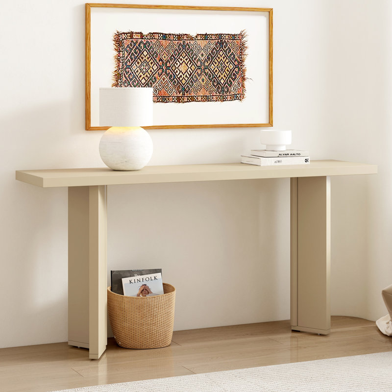 Élégante console avec placage de pin et pieds géométriques, Beige