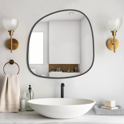 Miroir mural asymétrique pour salle de bain