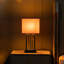 Lampe de table en métal