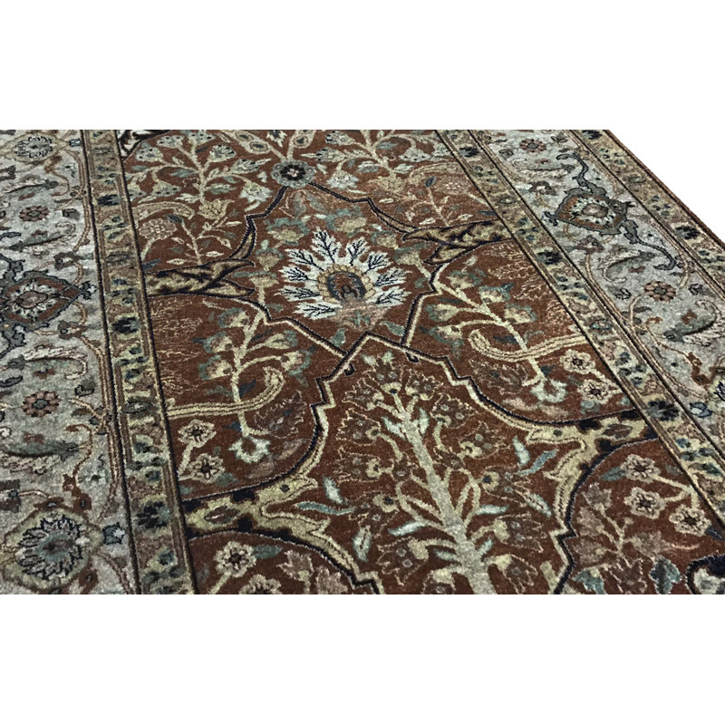 Hand Woven Wool Oriental Area Rug