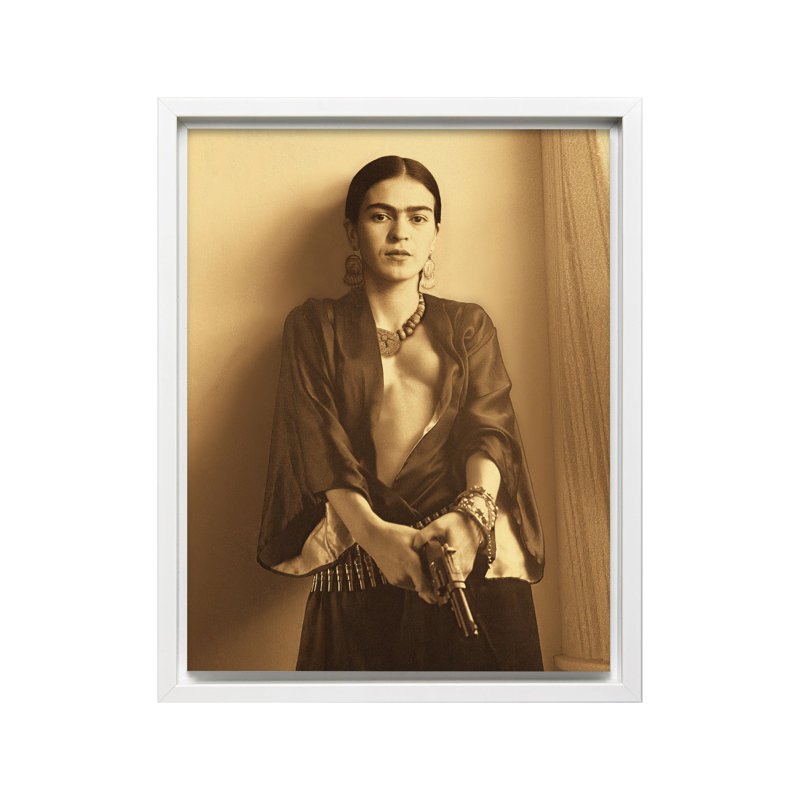 Frida Kahlo tenant une arme à feu, Canvas, 18"H x 24"W, White Framed