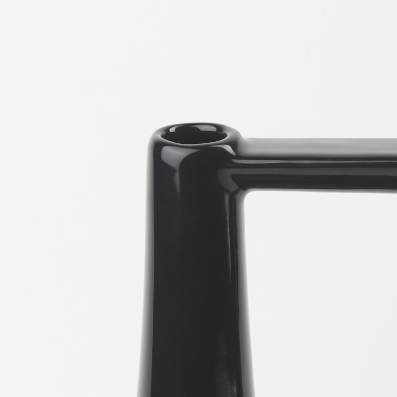 Vase de table en céramique Alisone, H 12 po x l 8 po x P 8 po, Noir mat