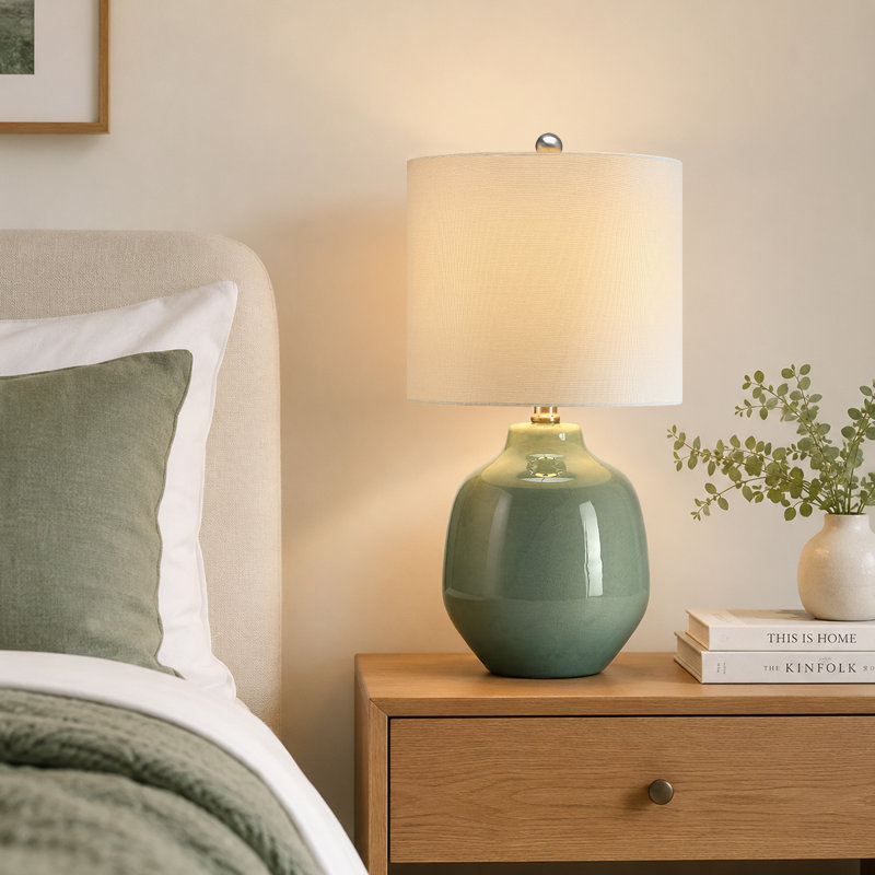 Lampe de table 19 po en céramique verte avec abat-jour tambour