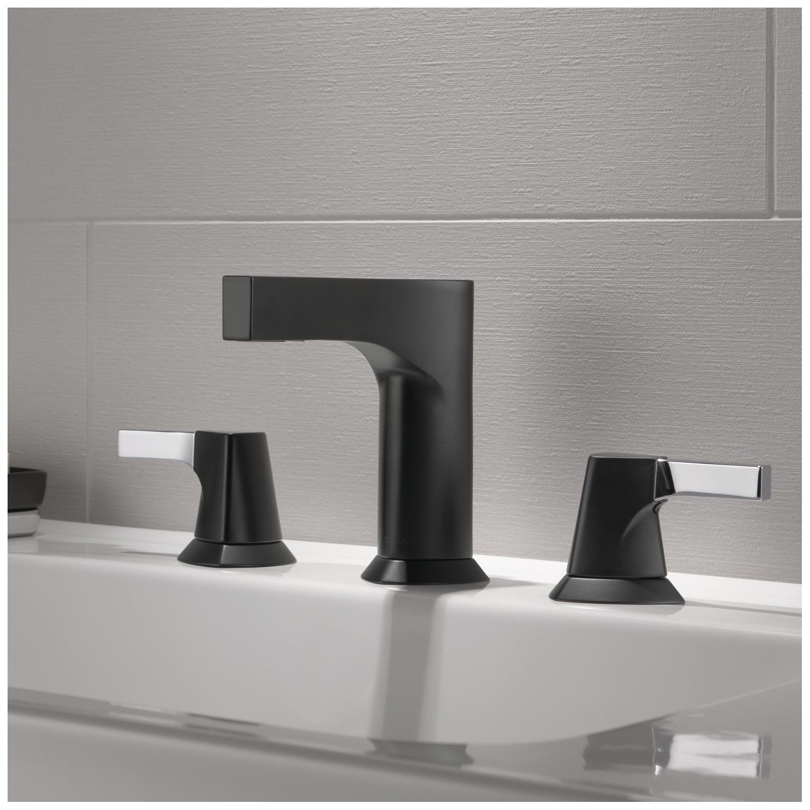 Zura Widespread Faucet with Drain Assembly, Chrome/Black