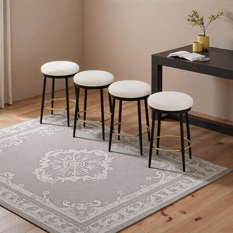 Ensemble de 4 tabourets de comptoir modernes de 24,75 po, tabourets de comptoir avec structure en fer, coussin éponge, repose-pieds, convenant à la cuisine / chambre à coucher / salle à manger.