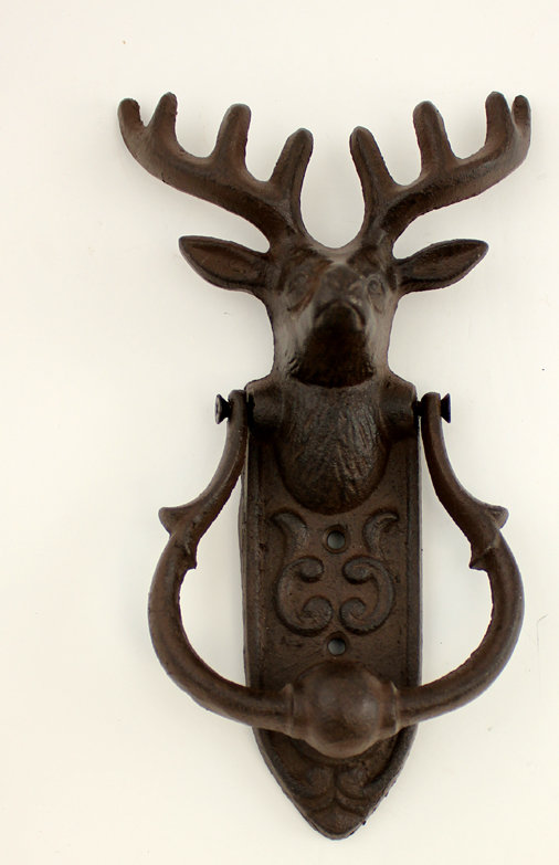 Porte de cerf en fonte moulée