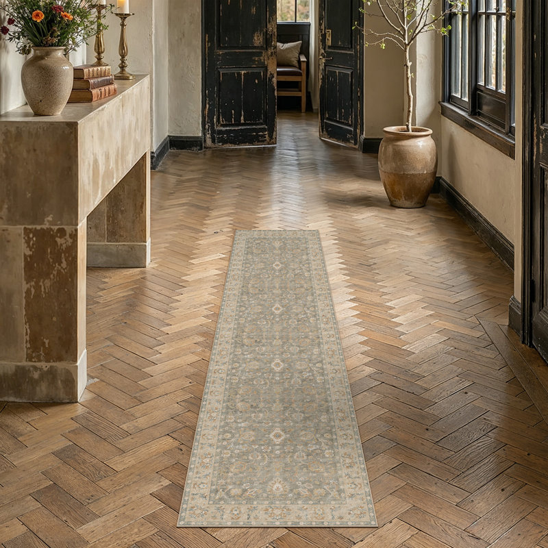 Tapis floral lavable à la machine avec envers antidérapant Veyra, Gris, Runner 2' x 8'